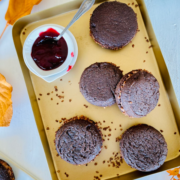 Cocoa Raspberry Sandwich Cookies