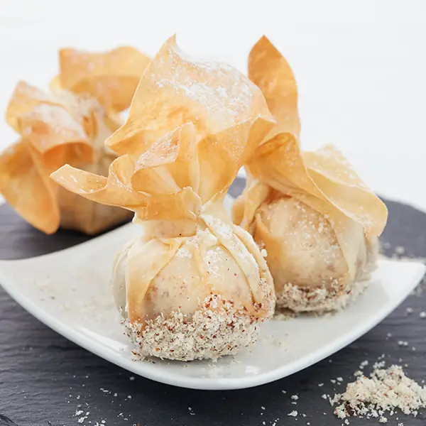 Kleine Haselnuss-Strudel