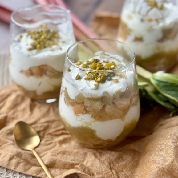 Rhabarber Trifle
