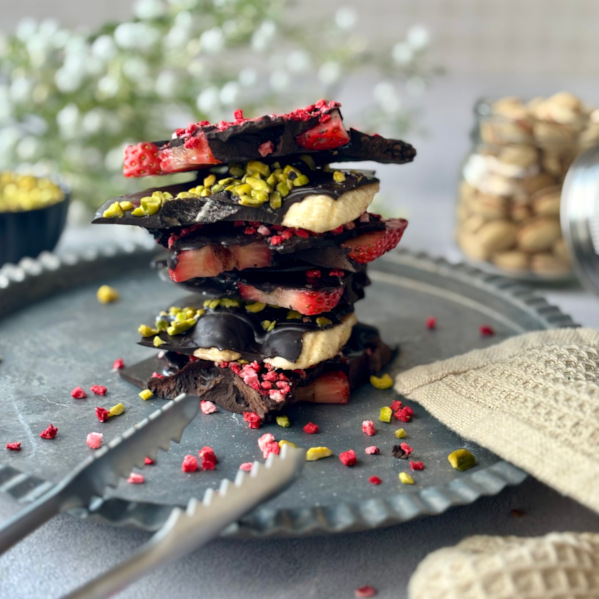 Bruchschokolade mit Früchten