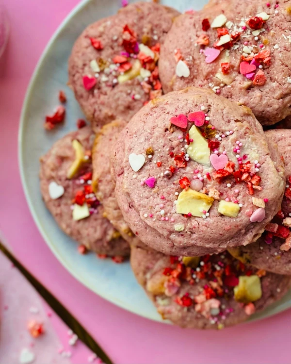 Strawberry Cheesecake Cookies