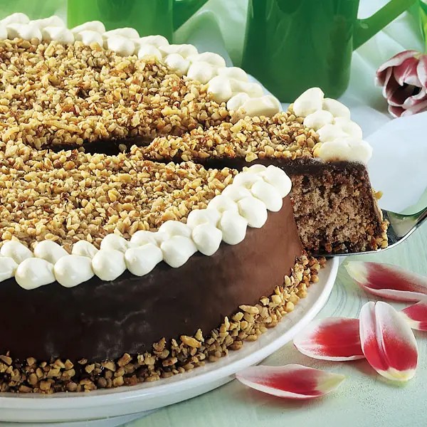 Walnuss-Marzipan-Kuchen